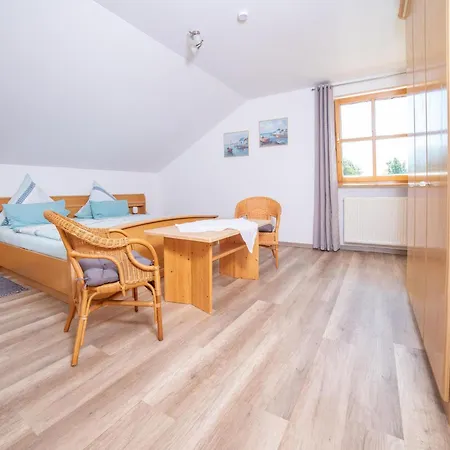 Cornelia Frisch Apartman Sankt Oswald-Riedlhuette