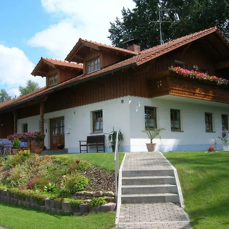 Cornelia Frisch Apartman Sankt Oswald-Riedlhuette