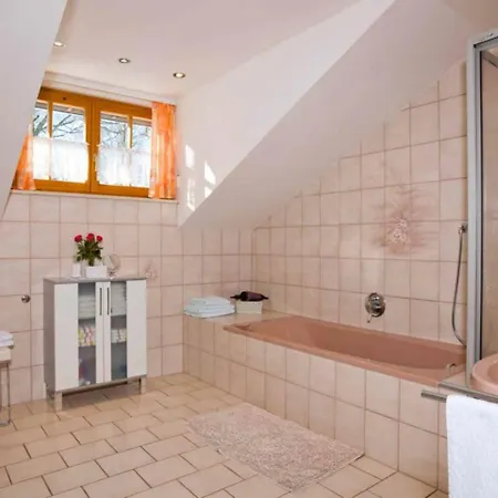 Apartment Cornelia Frisch